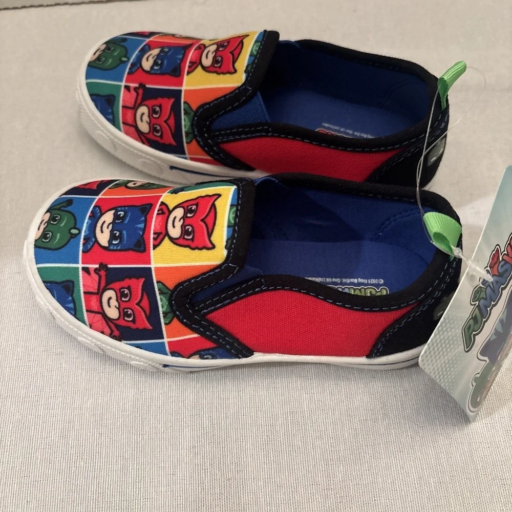 NWT PJ Masks Toddler Slip On Shoes Canvas Size 7 Boys Girl